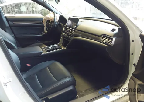 2022 Honda Accord Hybrid Sport из США, поврежденный, VIN 1HGCV3F24NA038911